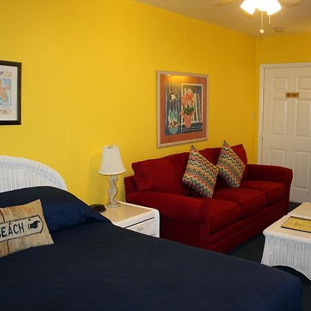 Barefoot Bay Resort Motel Клиъруотър Бийч Екстериор снимка