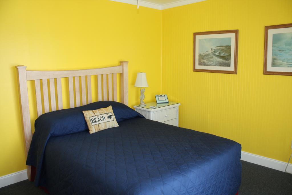 Barefoot Bay Resort Motel Клиъруотър Бийч Екстериор снимка