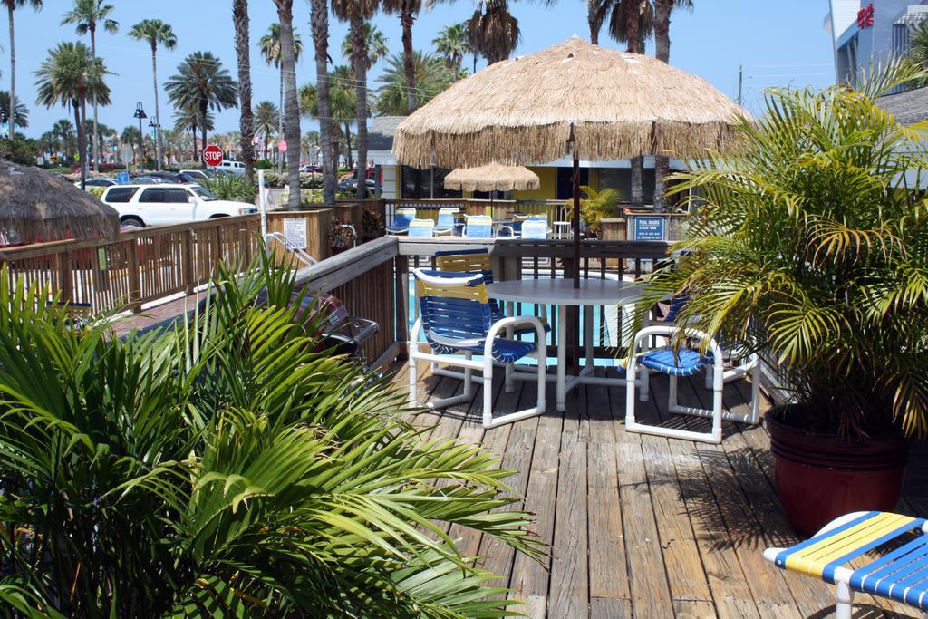 Barefoot Bay Resort Motel Клиъруотър Бийч Екстериор снимка